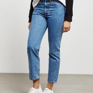 Levi's Solid 501 Cropped Jeans